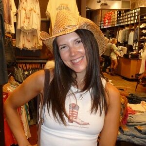 Meet your Posher, Natalie